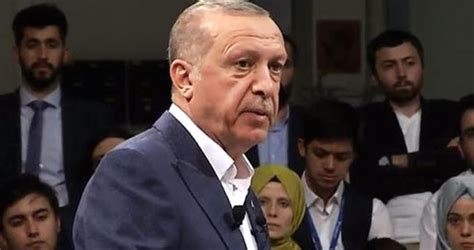 C­u­m­h­u­r­b­a­ş­k­a­n­ı­ ­E­r­d­o­ğ­a­n­,­ ­g­e­n­ç­l­e­r­i­n­ ­s­o­r­u­l­a­r­ı­n­ı­ ­y­a­n­ı­t­l­a­d­ı­ ­-­ ­H­a­b­e­r­l­e­r­
